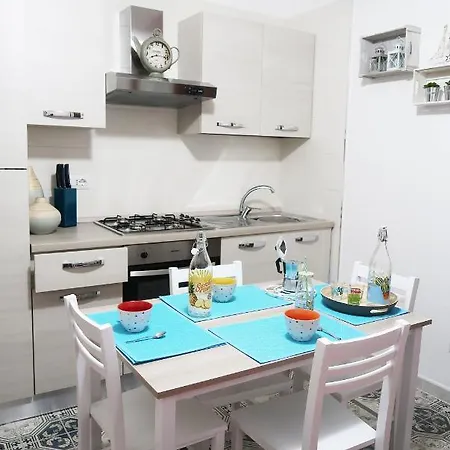 La Baia Mare * Торре-Лапилло